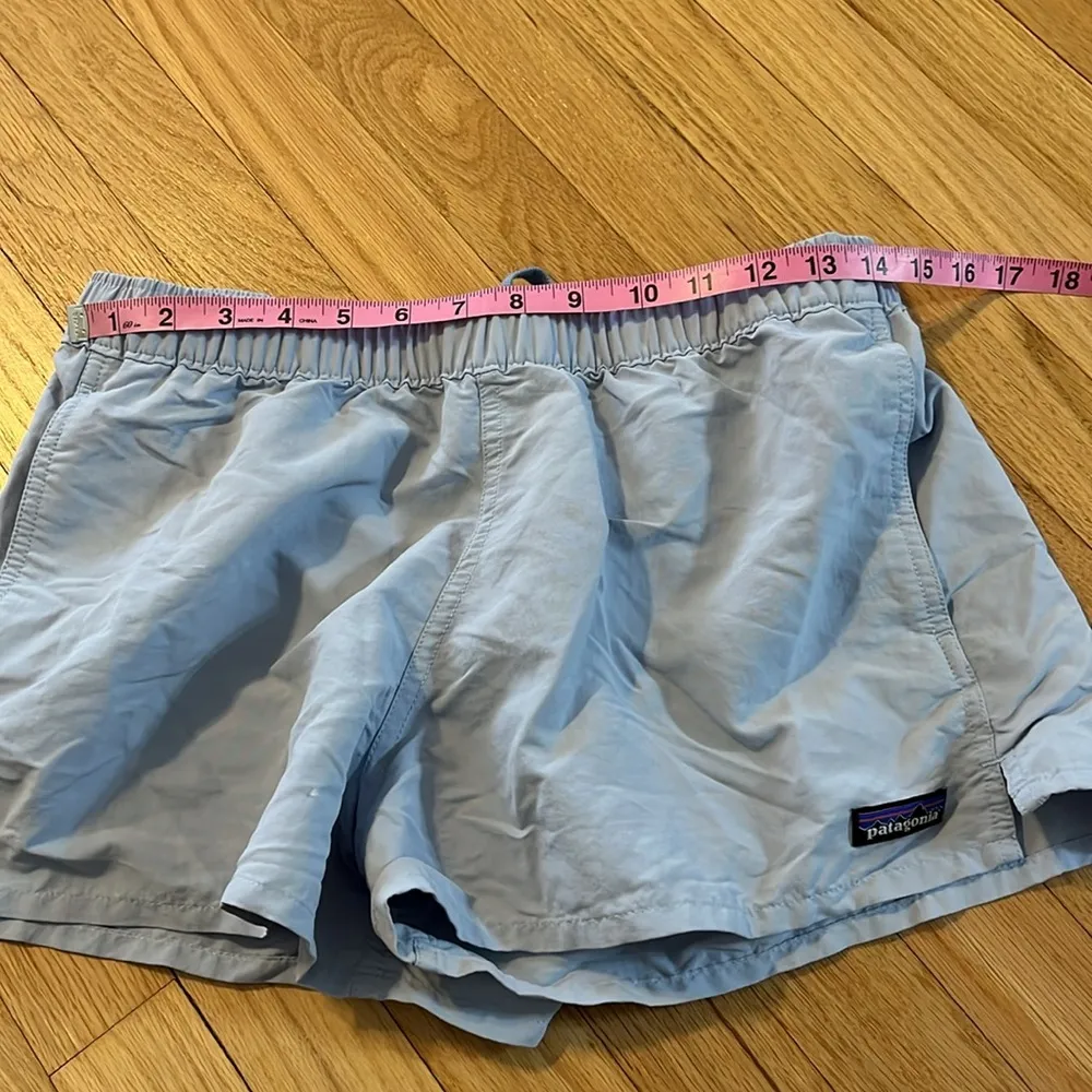 Patagonia Light Blue Barely Baggies Shorts Sz M - Image 4