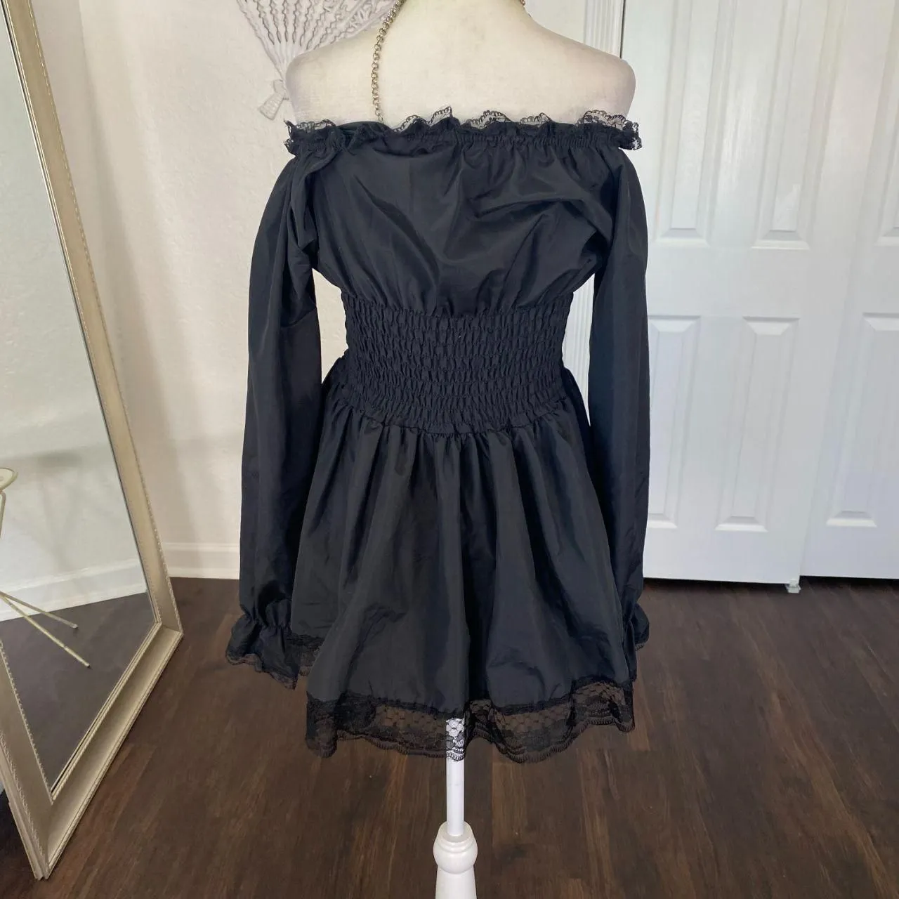 Whimsygoth Witchy Pirate Wench Black Peplum Lace Off The Shoulder Top L Size L - Image 4