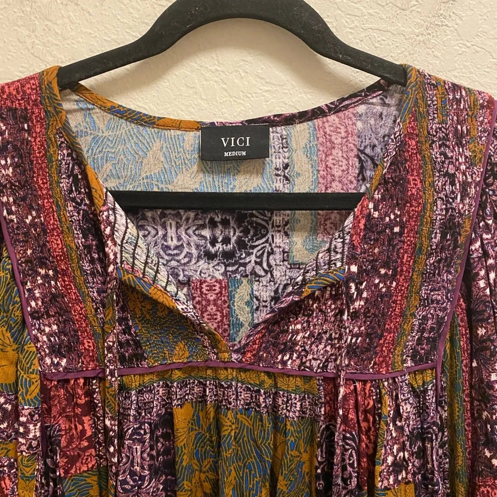 Vici Bohemian Style Balloon Sleeve Blouse Size Medium - Image 3