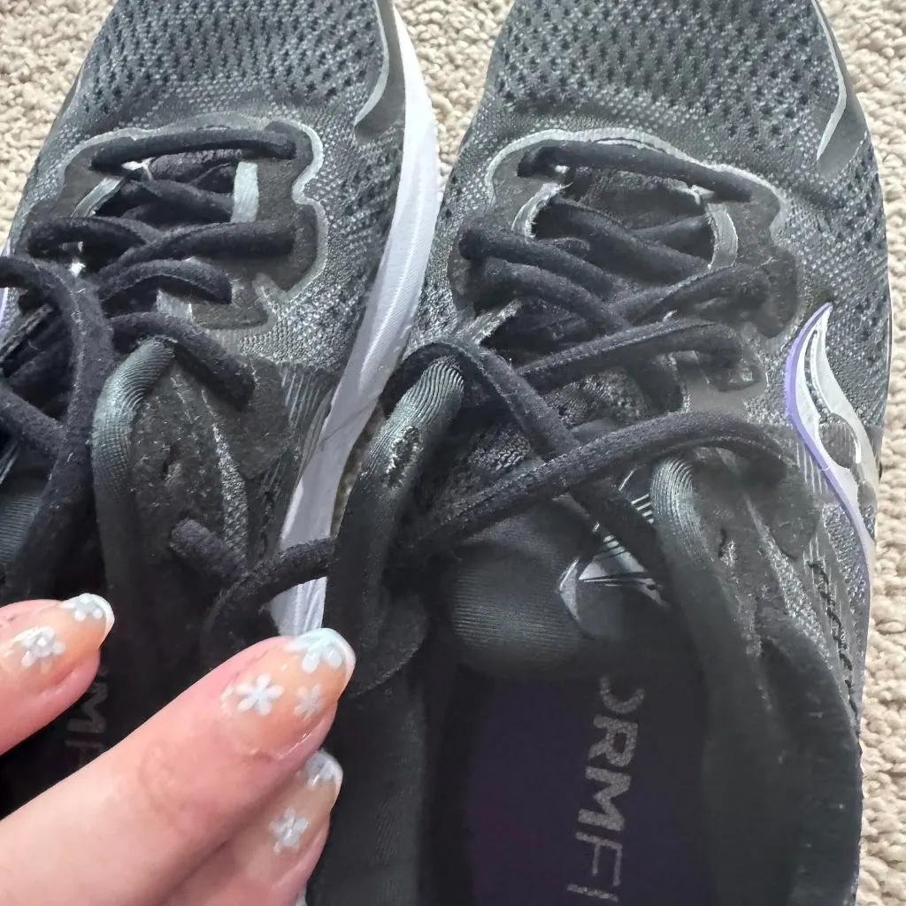 Saucony Omni 20 PwrRun Running Shoes Women's Size 8 Black White Silver Purple - Image 8