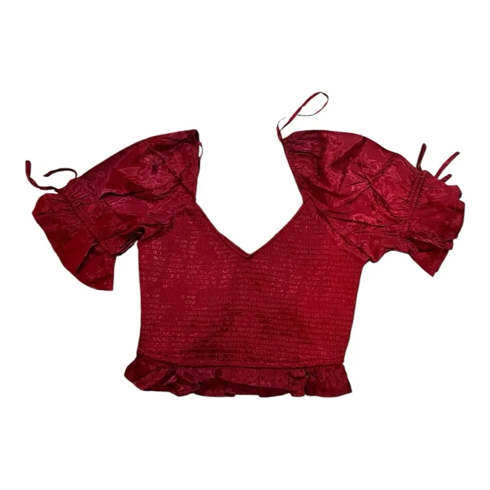 Band of the Free LEA RHUBARB SMOCKED
CROP TOP, size Large Red - Image 4