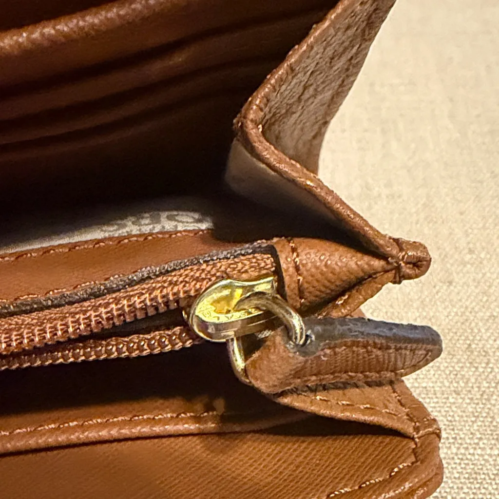 Michael Kors Brown Wallet - Image 12