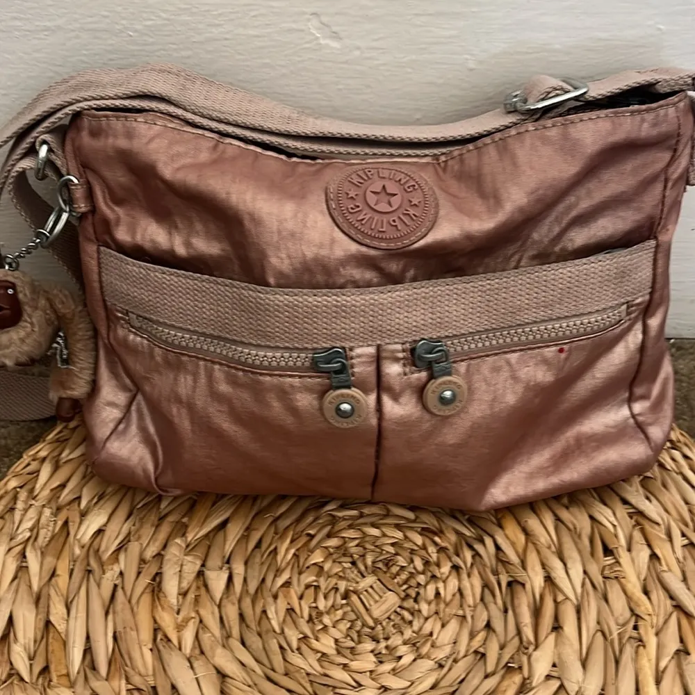 Kipling Angie Pink Satin Crossbody zippered tote satchel with gorilla purse - Image 3