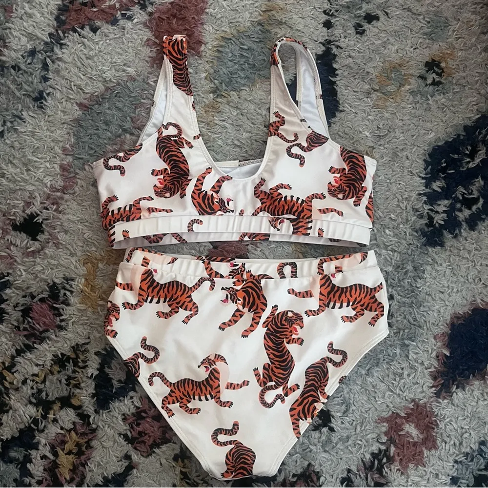 Pink Lily A Sea Of Abyss Tiger Cream Bikini Top L & Bottoms M 2pc Set - Image 7