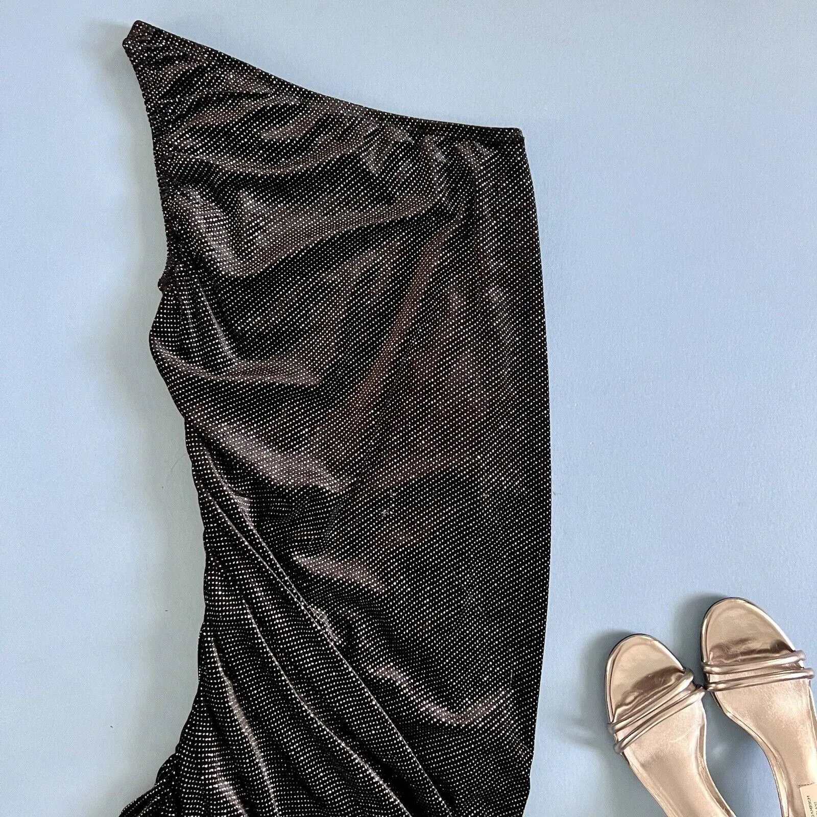 NWT Gibson Latimer Black Velvet Silver One Shoulder Asymmetric Ruched Midi Dress - Image 4