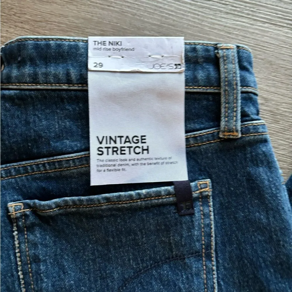 NEW Joe's 'The Niki' Mid Rise Boyfriend Jean - Image 9