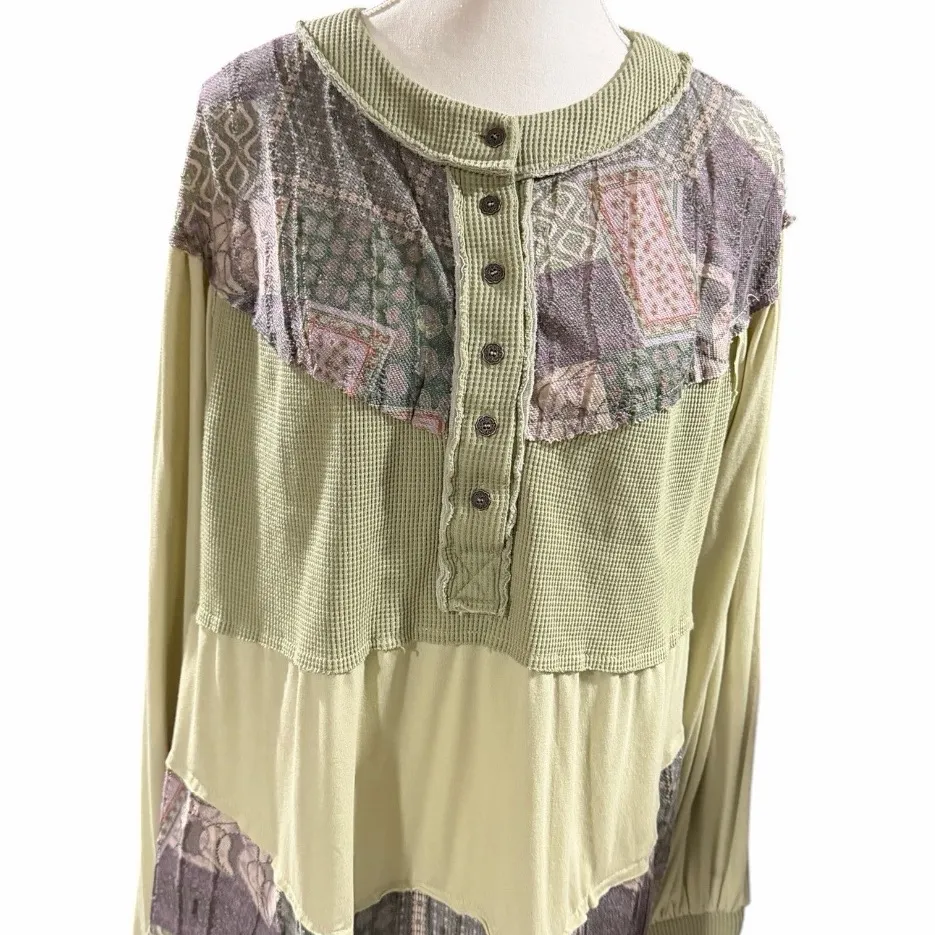 POL Pistachio and Cream Patchwork Knit Henley Top - Image 2