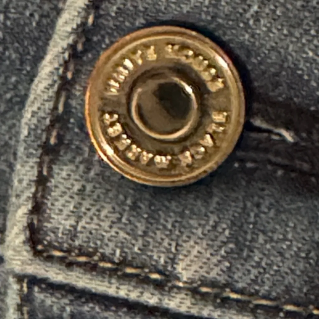 WHITE HOUSE BLACK MARKET 5" Short Stretch Denim Shorts Women’s Size 00 - Image 5