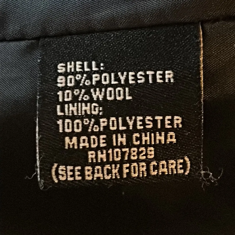 Vintage Ambition Chic Women’s Petite Tapestry Ruffle Collar Double Breasted Coat Black Size undefined - Image 9