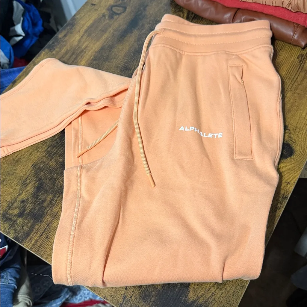 Alphalete Black Essentials Drawstring Athletic Joggers - Image 4