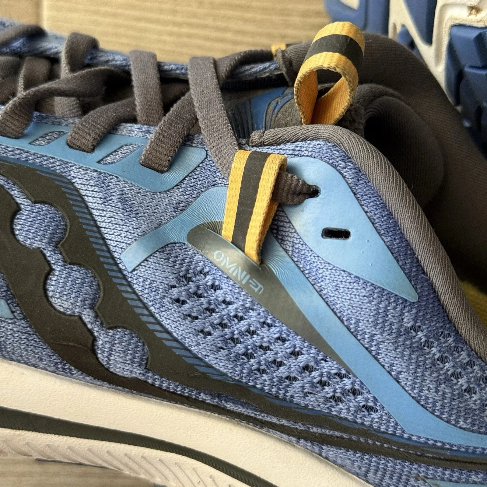 Saucony Omni 21 Women’s Running Shoes Blue Yellow Size 7.5 Athletic Sneakers - Image 9