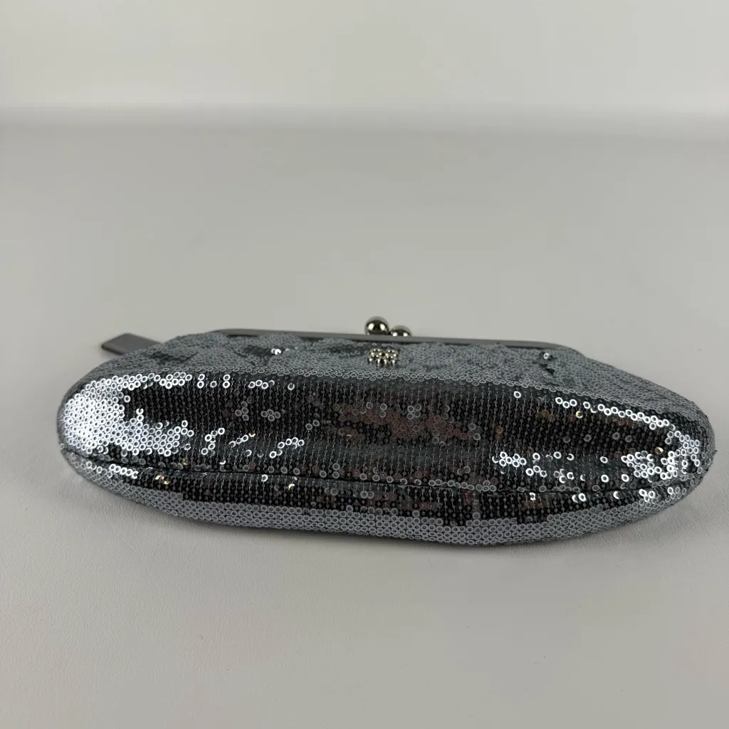 Coach Metallic Silver Sequin Kisslock Clutch Bag - Image 5
