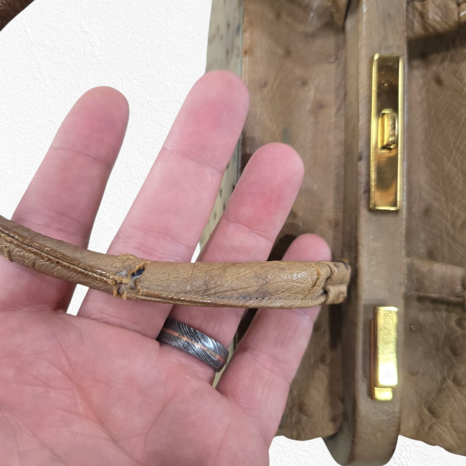 Vintage 50s Genuine Ostrich Leather Beige Top Handle Frame Bag with Coin Purse Tan - Image 9