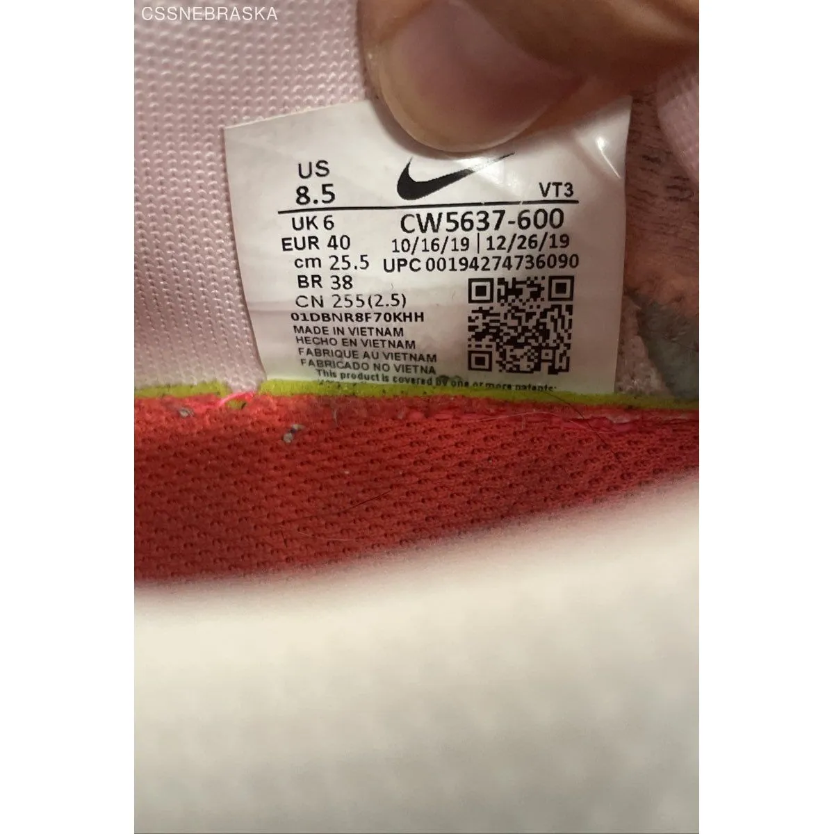 Nike Light Pink Neon Green Renew‎ Sneakers Size 9 Running - Size 8.5 - Image 9