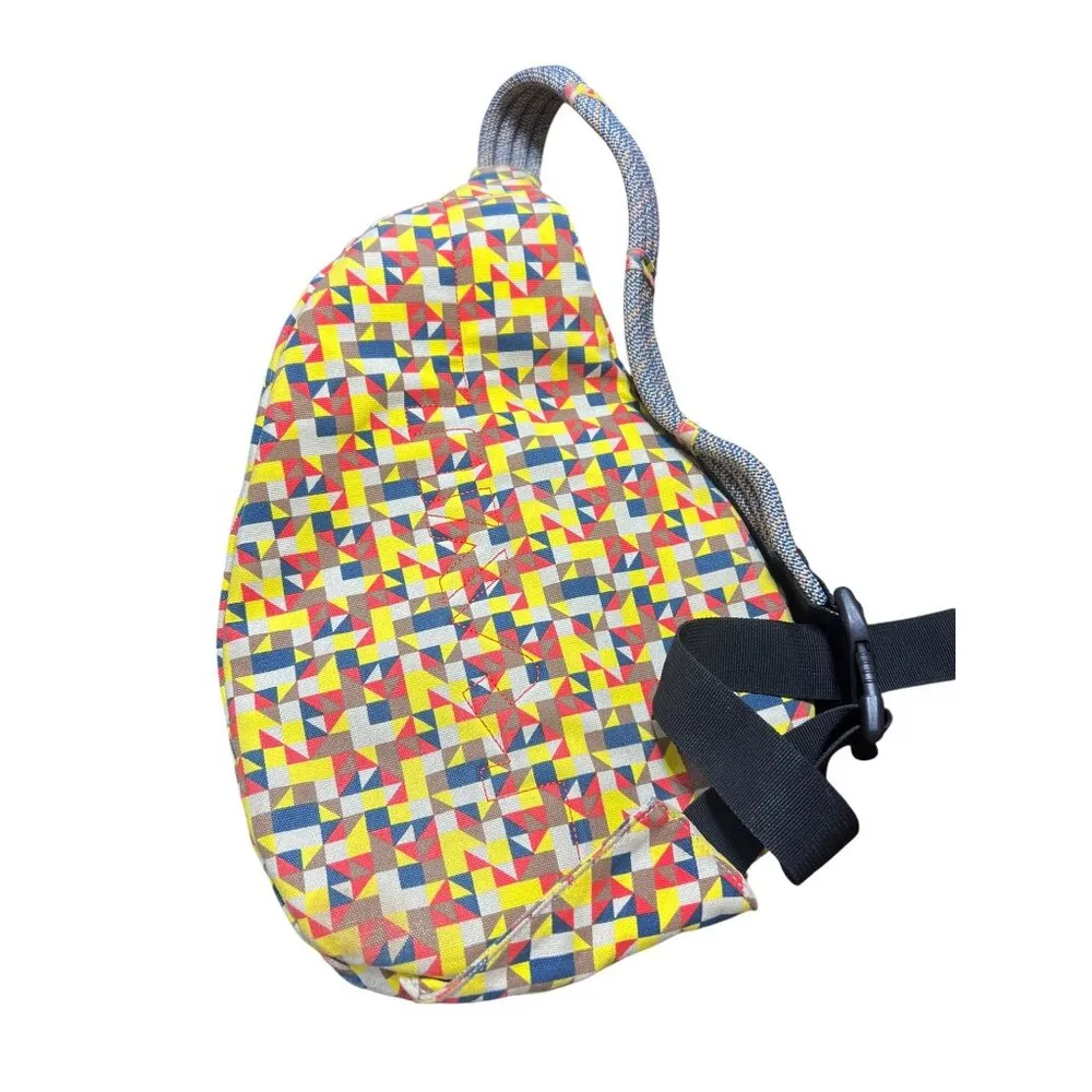 Kavu Rope Sling Bag With Geometric Pattern & Adjustable Strap Purse 17" x 11" - Image 5