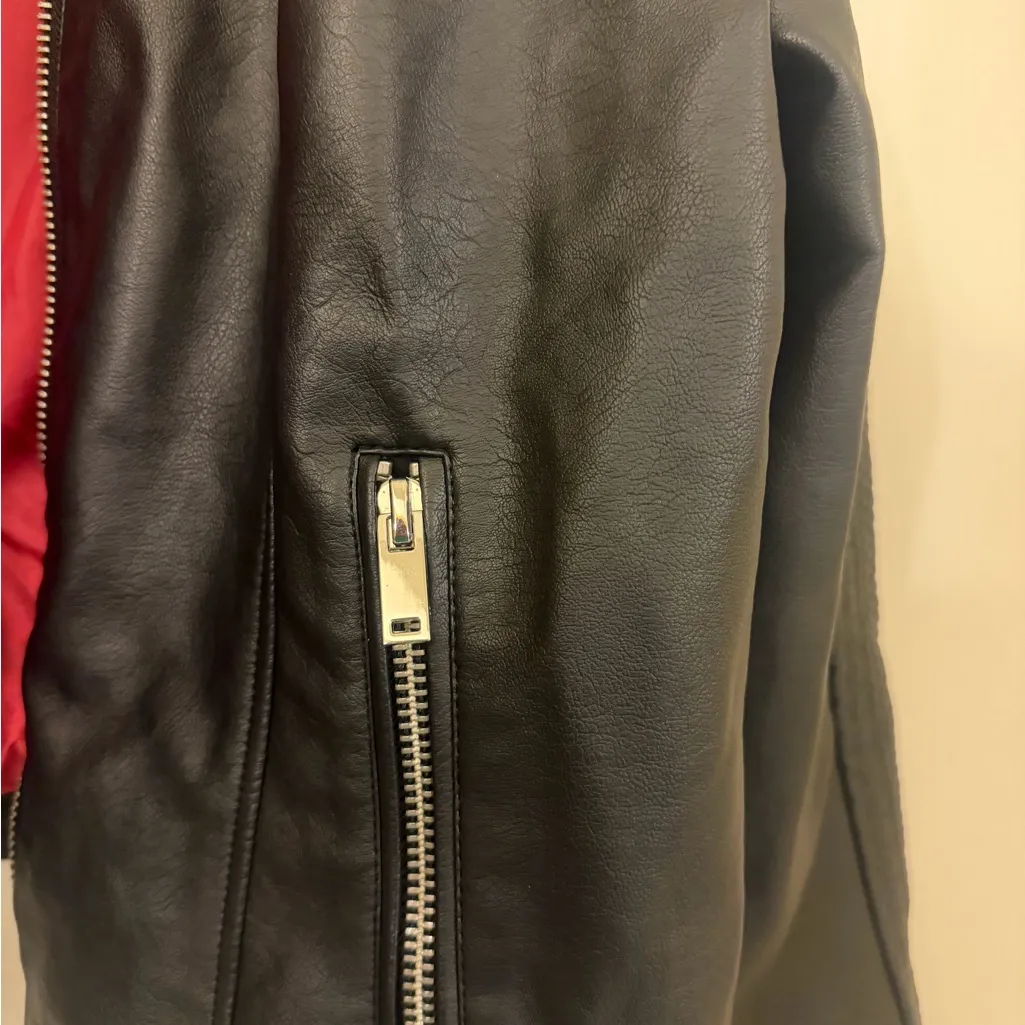 New York & Company Black faux Leather motorcycle Jacket with Red Interior Size XXL - Image 4