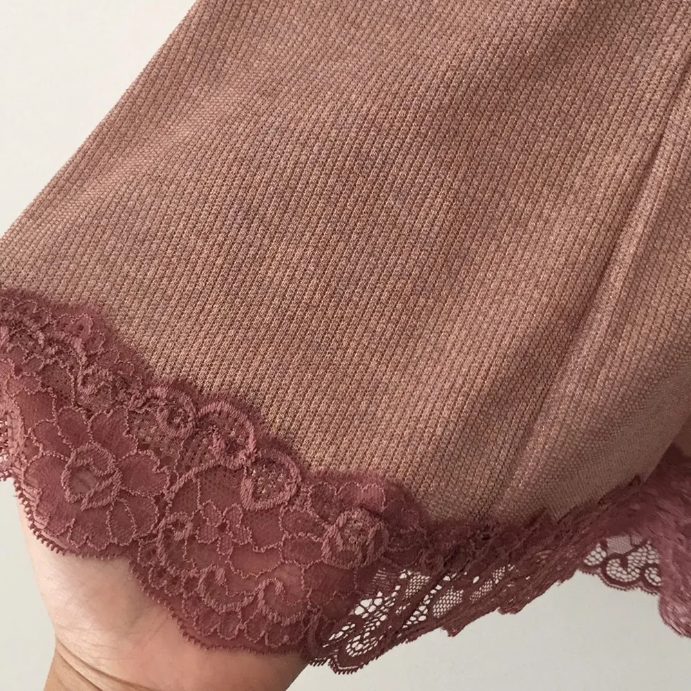 Intimissimi Sequin & lace camisole top. S - Image 6