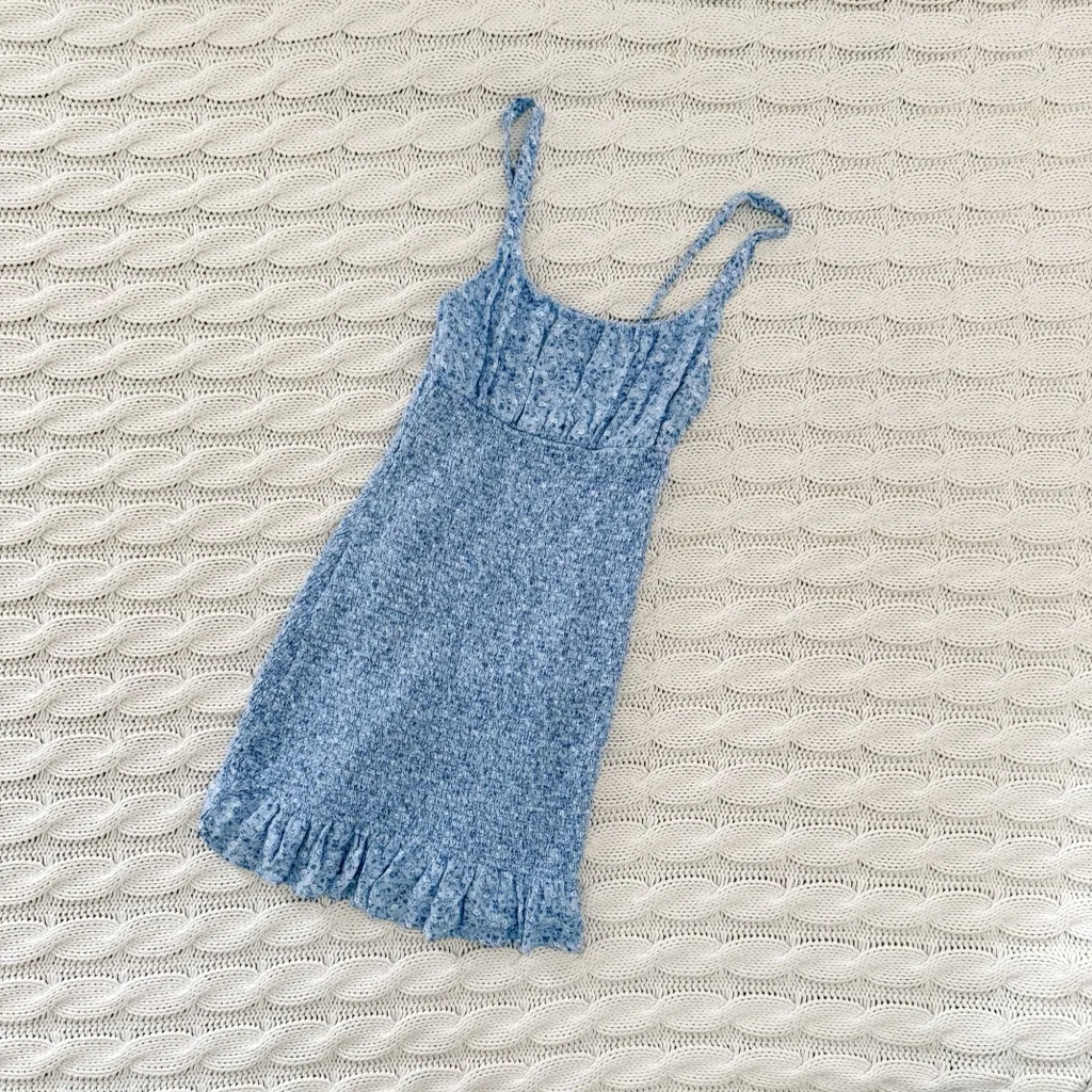 Abercrombie & Fitch Blue Floral Smocked Dress - Image 3