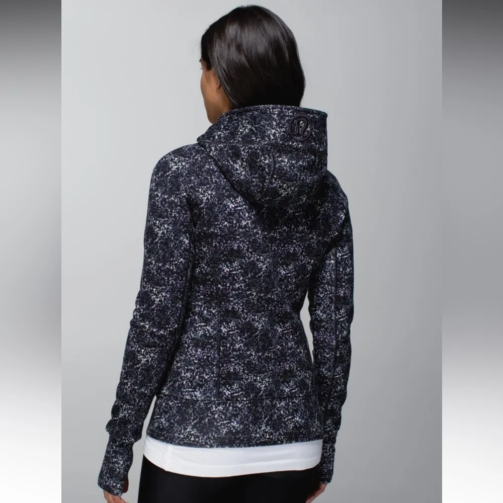 Scuba Hoodie II in Rocky Road Sand Dune Toothpaste/Storm Gray/Black - Image 2