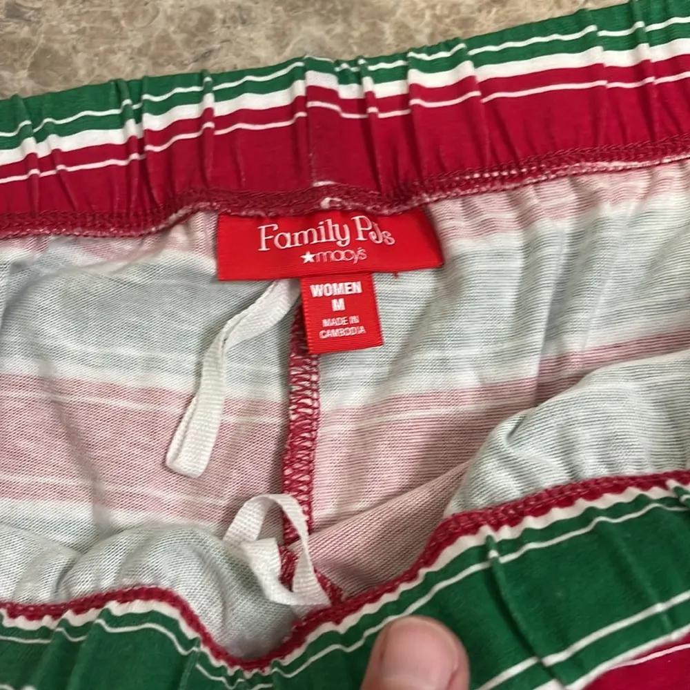 Nutcracker Crushed it Red and Green Stripe Christmas Pajama Set NEW Medium - Image 11