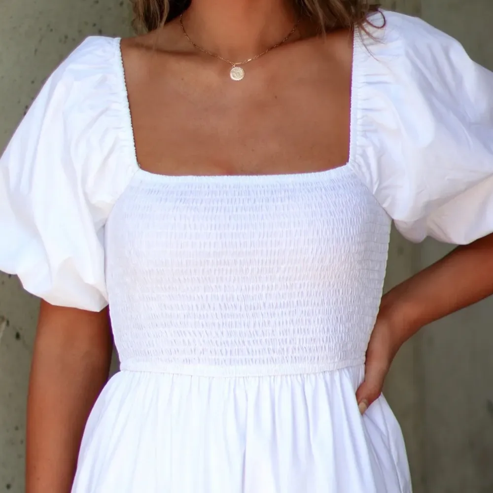 VICI | Modena Puff Sleeve Tiered Midi Dress - Image 5