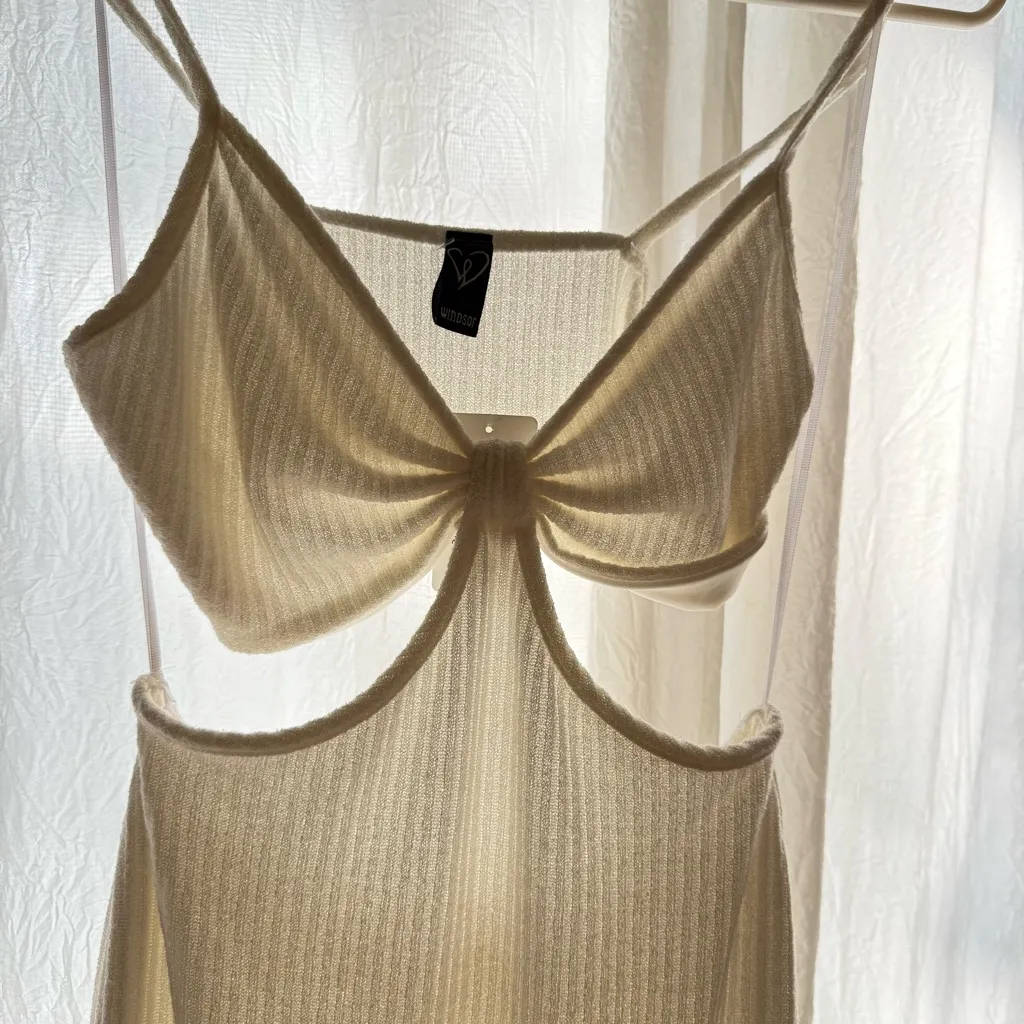 NWT Windsor Cream Midi Dress - Image 2