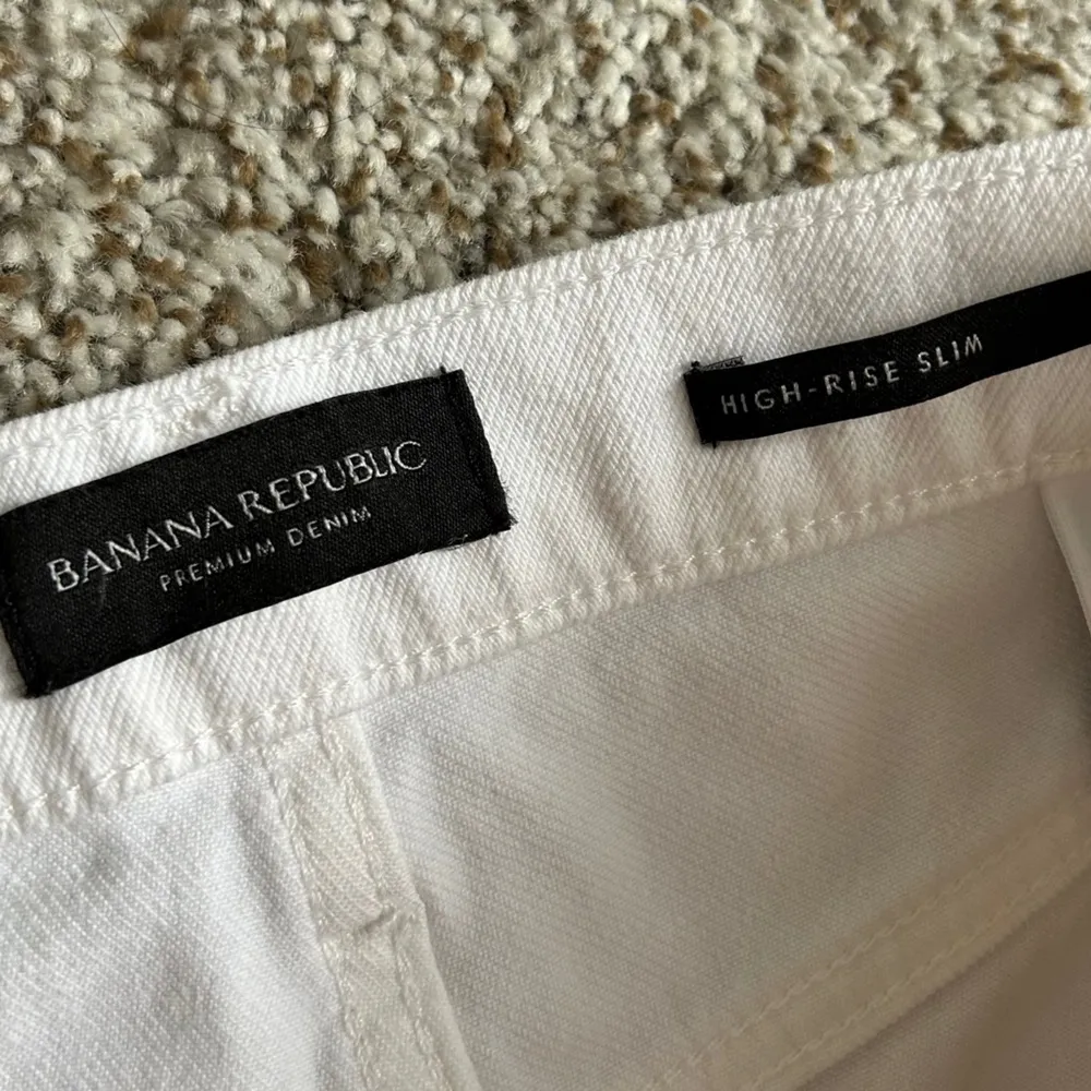 Banana Republic White High Rise Slim Distressed Denim Size 29 Spring Easter - Image 3