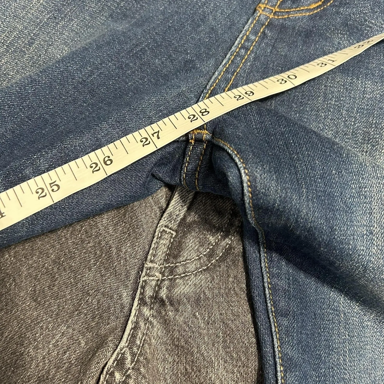 Anthropologie Pilcro Highrise Relaxed Straight Ankle Red Stripe Jean Women's 28 - Image 7