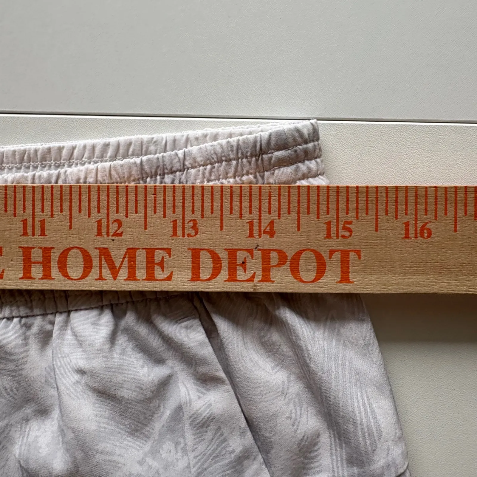 Lululemon‎ Womens White Gray Swift Speed Running Shorts Drawstring Size 8 - Image 5