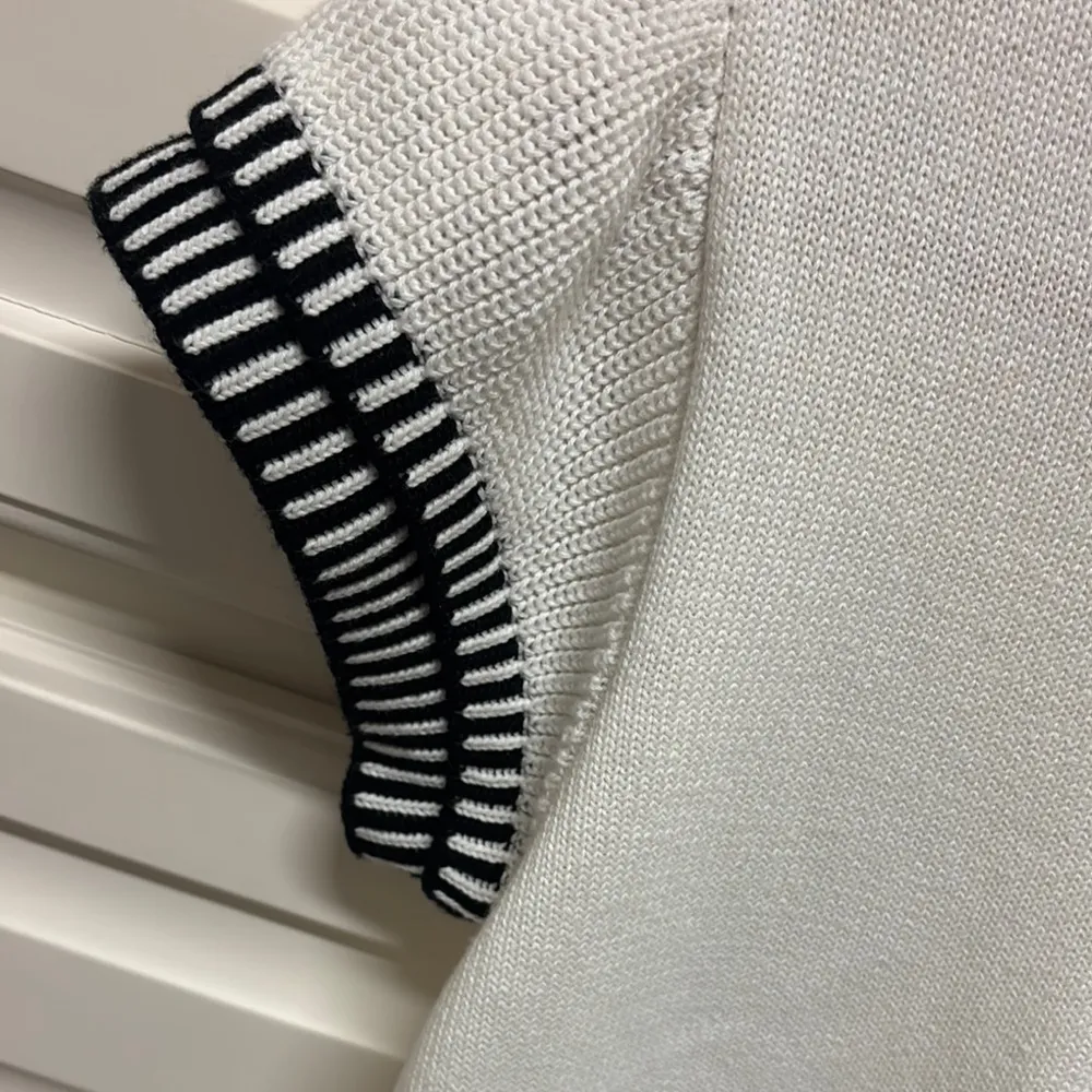 White Cap Sleeve Sweater - Image 5