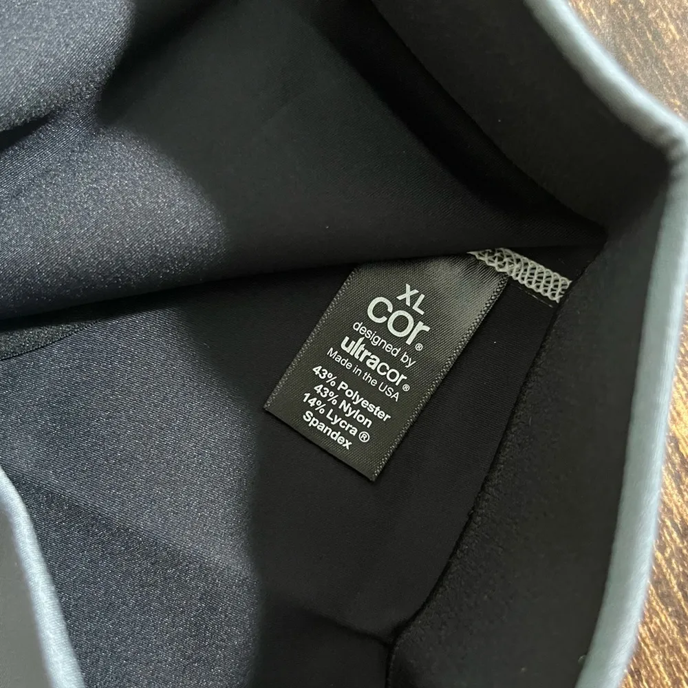 Cor by Ultracor Womens Camo Fest Scoop Neck Sports Bra NEW - Image 3