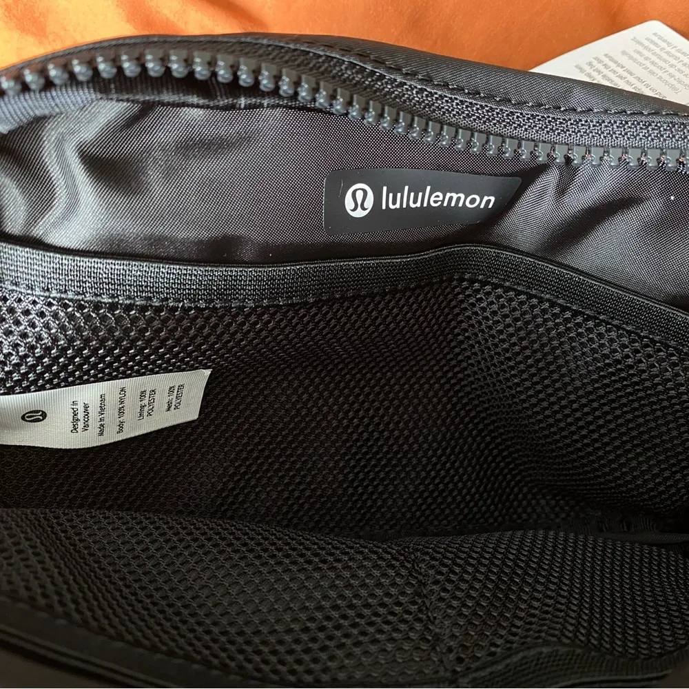 Everywhere Belt Bag - Image 4