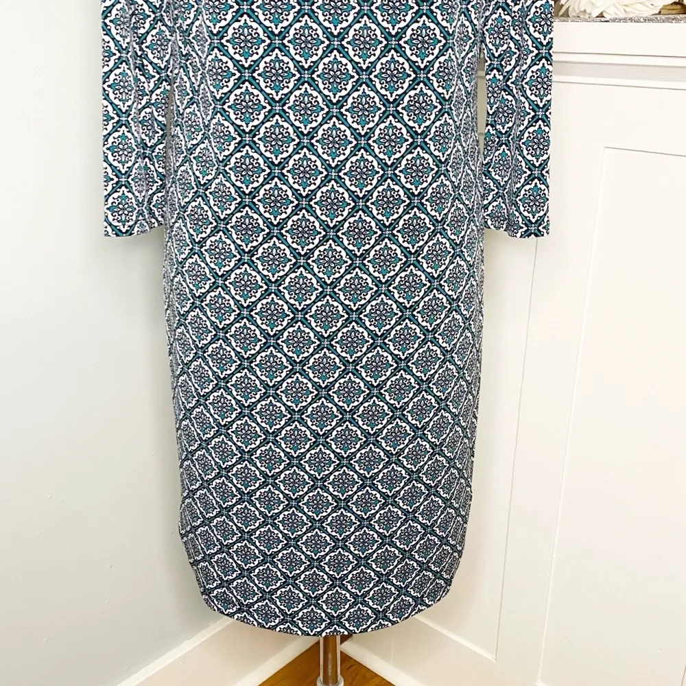 41 Hawthorn Keyhole Printed Shift Dress Black Green Medium - Image 7