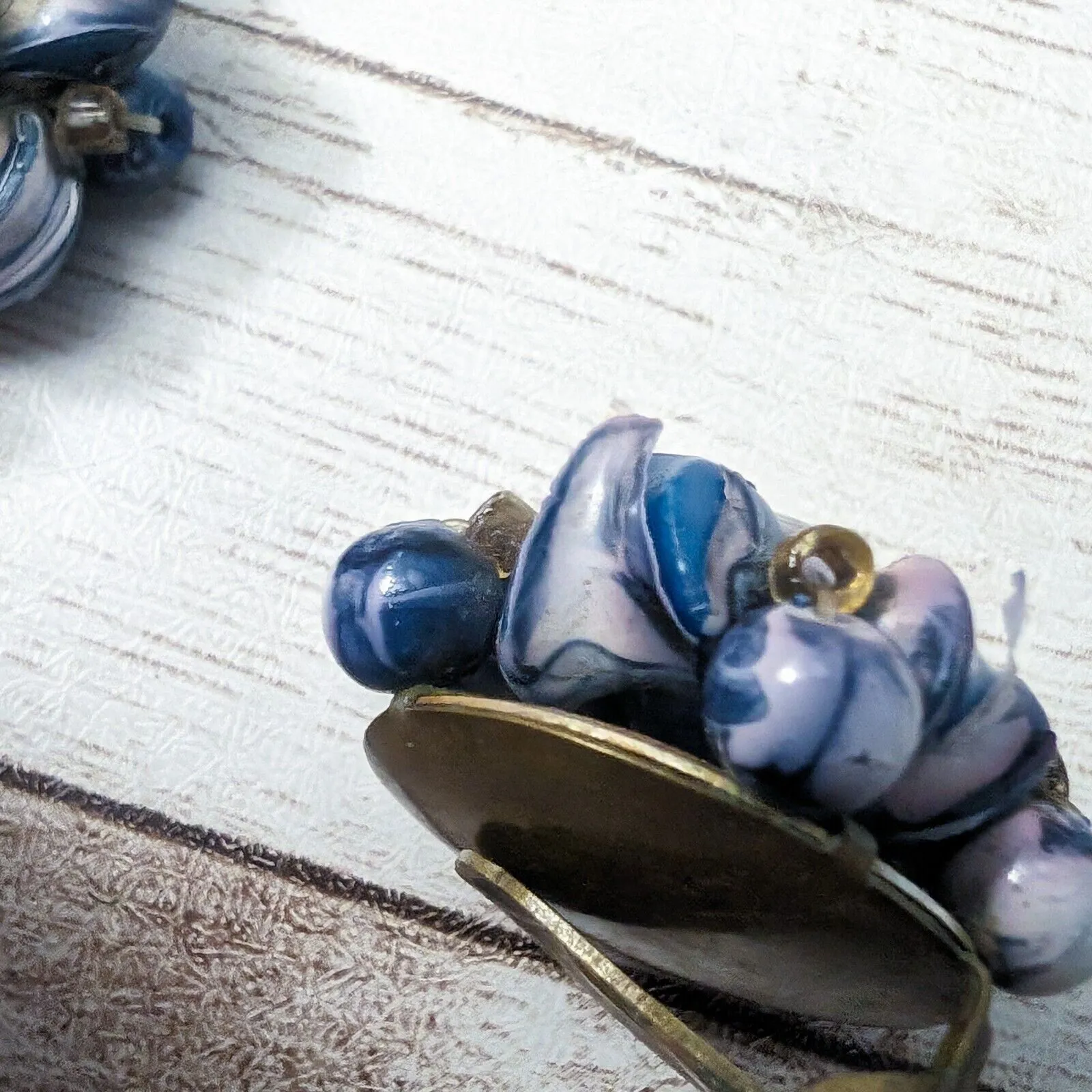 Vintage Clip On Earrings - Image 6