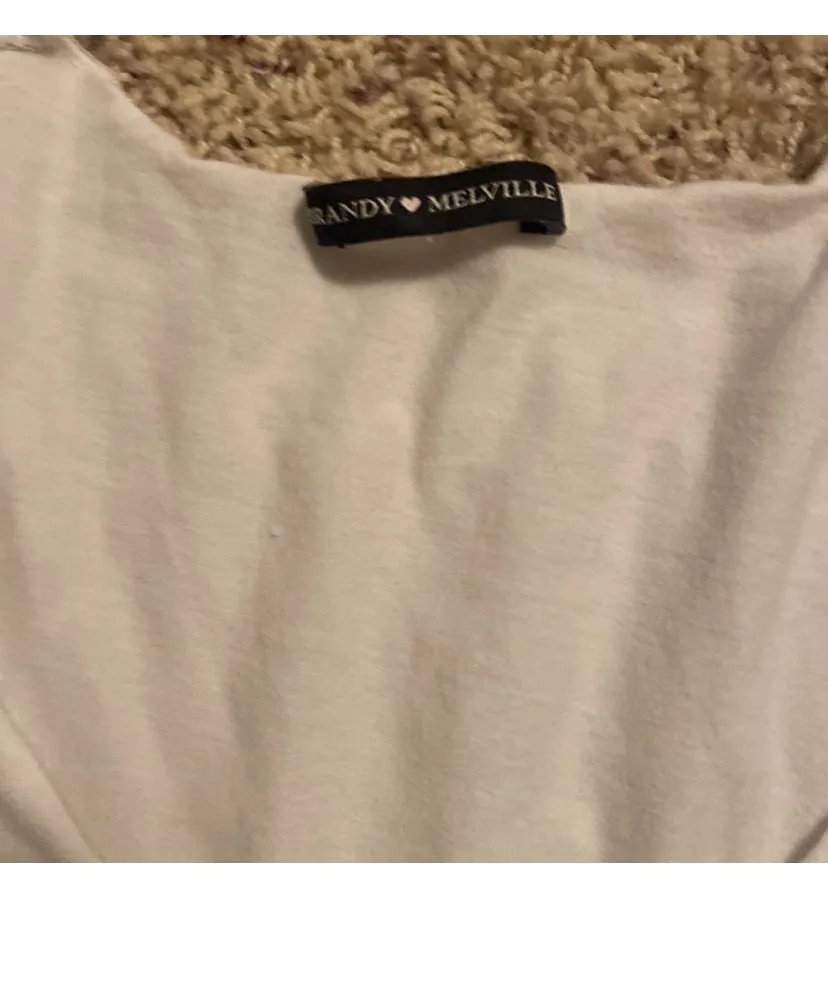 White Tshirt - Image 4