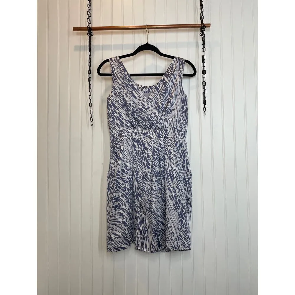 BCBGeneration Animal Print Silky Mini Sheath Dress Blue & White Sleeveless Sze 8 - Image 3