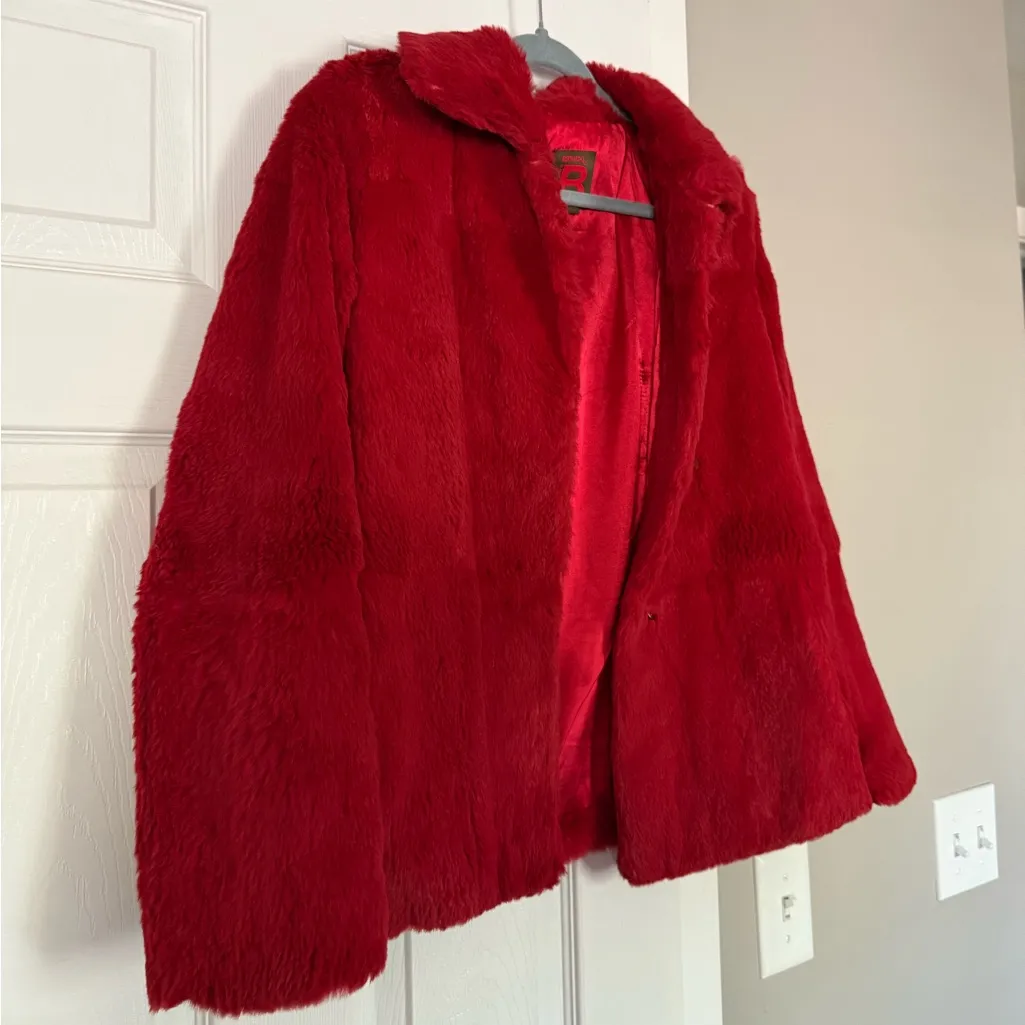 Bernardo Collection Red Fur Jacket Christmas Holidays - Image 4