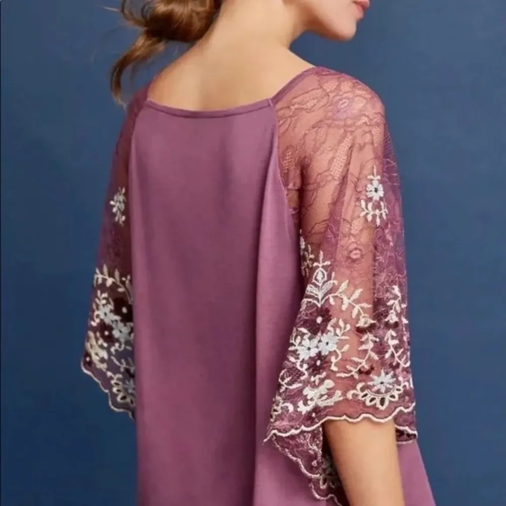 Anthropologie Akemi + Kin Callista Purple Lace Flutter Sleeve Blouse Size XS - Image 4