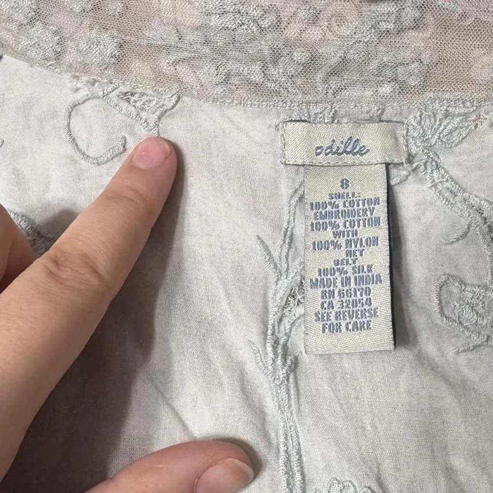 Odille by Anthropologie Embroidered Button Up Top Size 8 Silk and Cotton Blend - Image 7