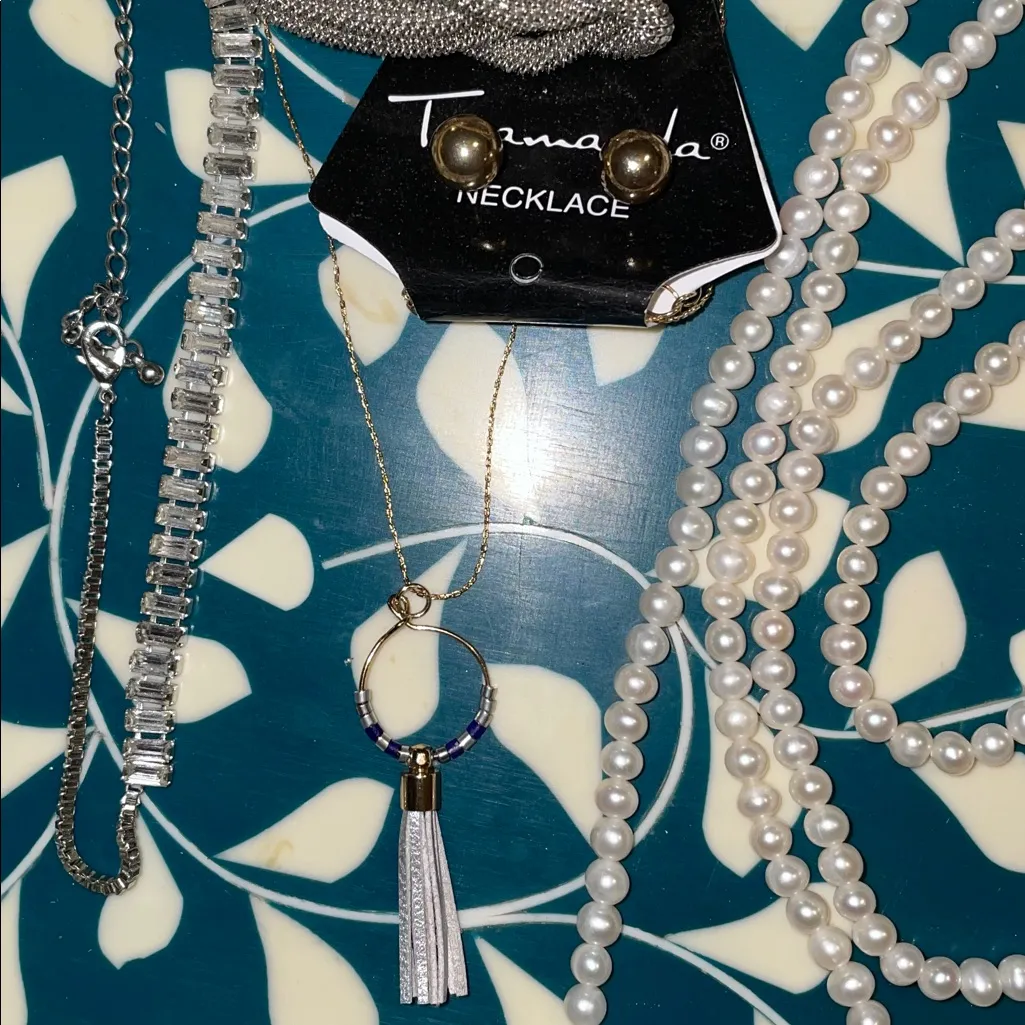 Bundle Silver and Pearl variety Jewelry Set - Image 11