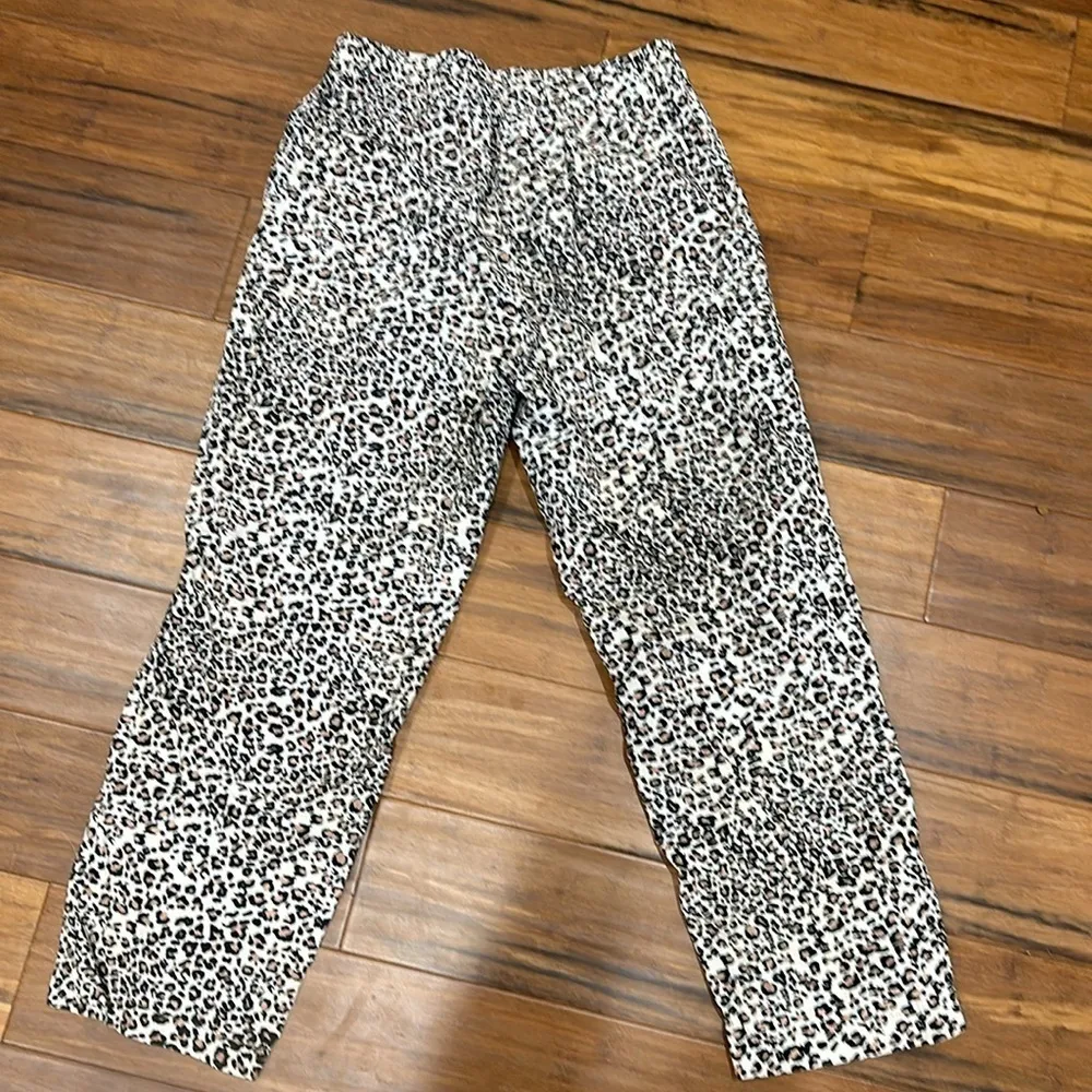 Urban Outfitters Tan & Black Cheetah Print High Rise Ankle Length Pants Size M - Image 3