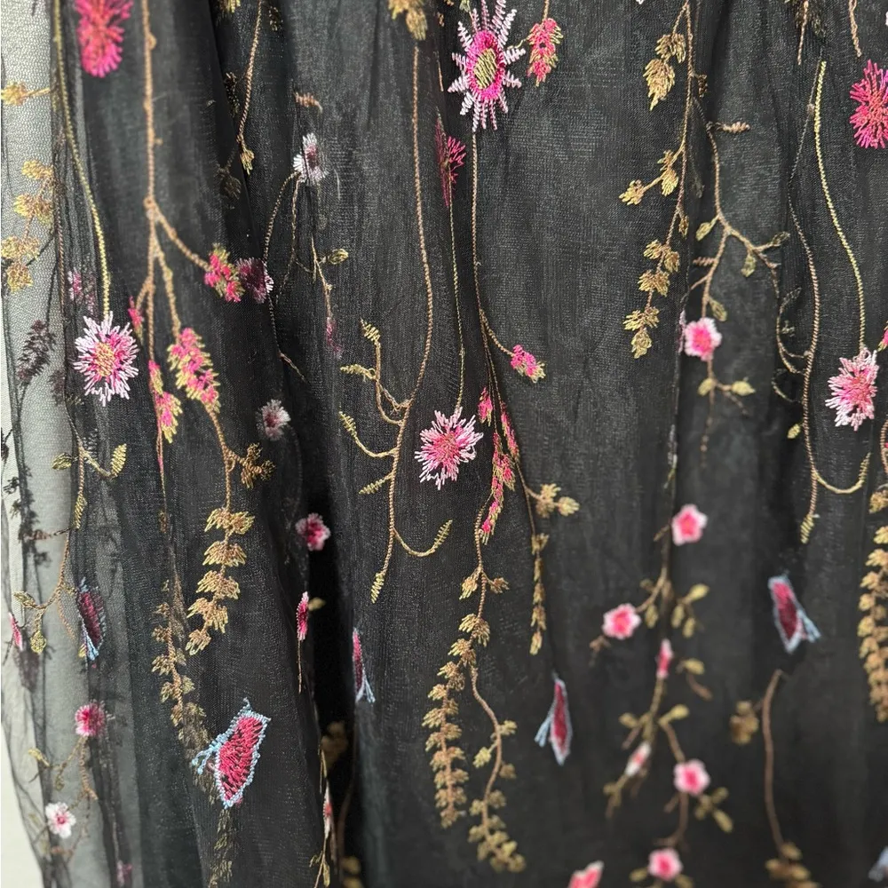 Lulu’s For the Frill of It Black Embroidered Strapless Midi Dress Medium - Image 8