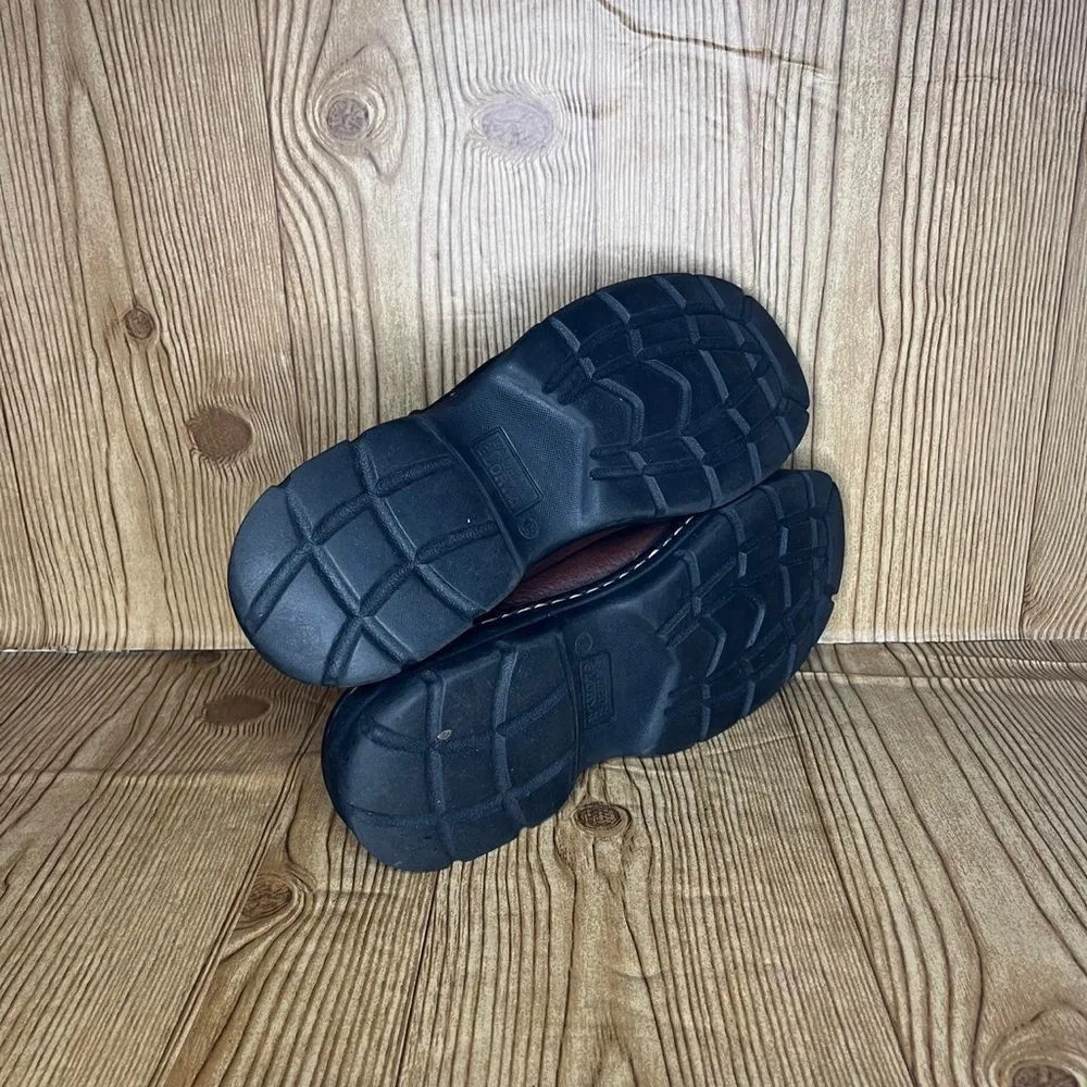 Y2K VTG Faded Glory Element Leather Clogs Slip On Mules Shoes
Women’s 10.5 - Image 3