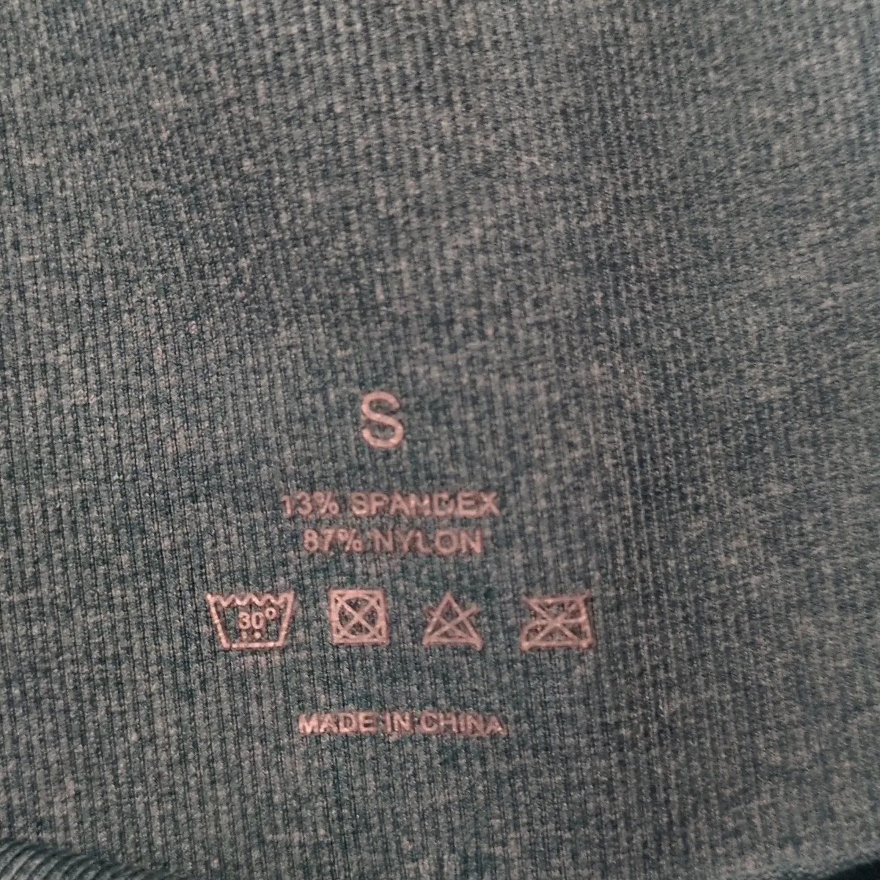 NVGTN Pro Seamless Shorts Size Small - Image 4