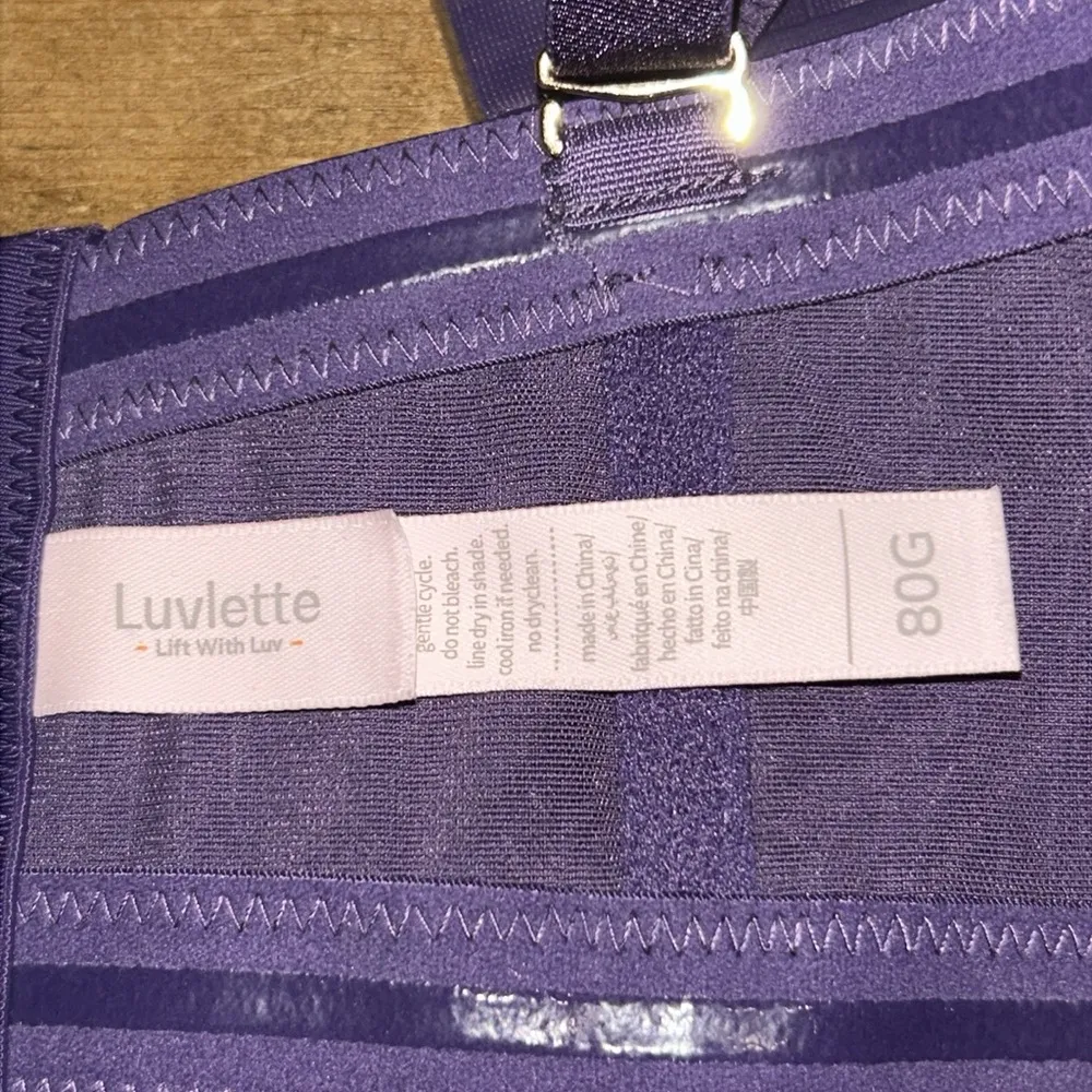 Woman’s Strapless Convertible Purple Bra Size 80G (36E) - Image 5