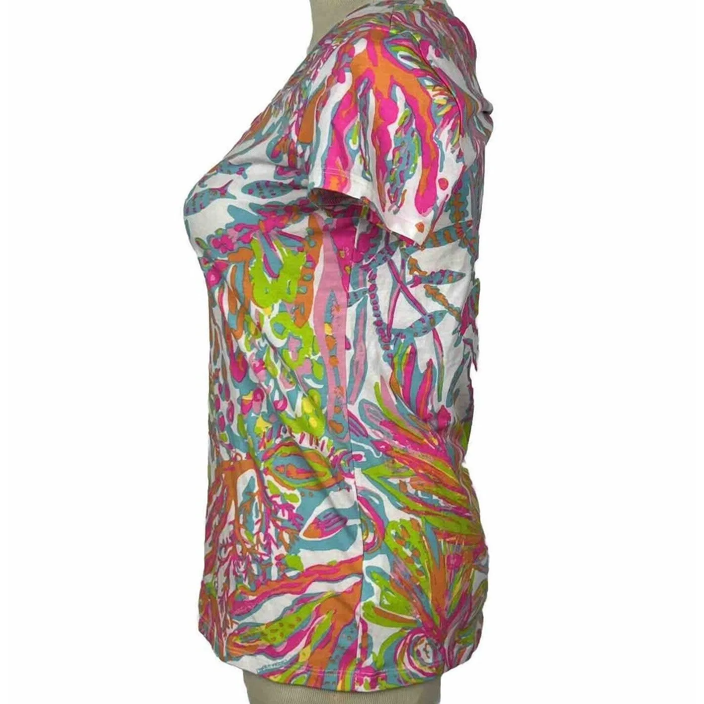 Lilly Pulitzer Vibrant Fish & Coral Design Stretchy V‎ Neck Shirt Size XS - Image 2