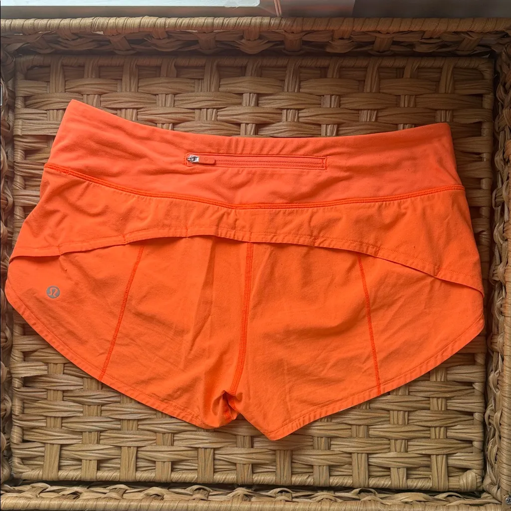 Lululemon Speed Up Shorts bright orange color Size 6 - Image 2