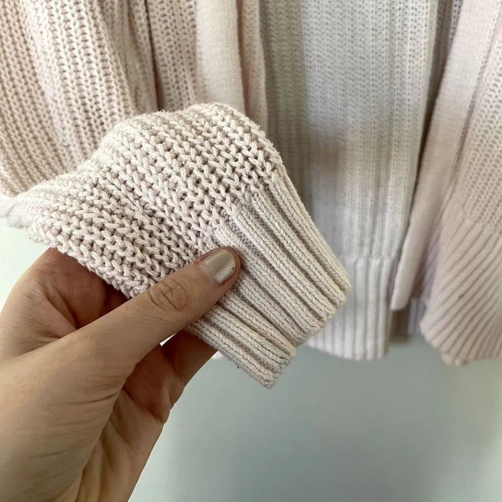 Urban Outfitters pink white cardigan knit cotton material casual pockets size XS - Image 4