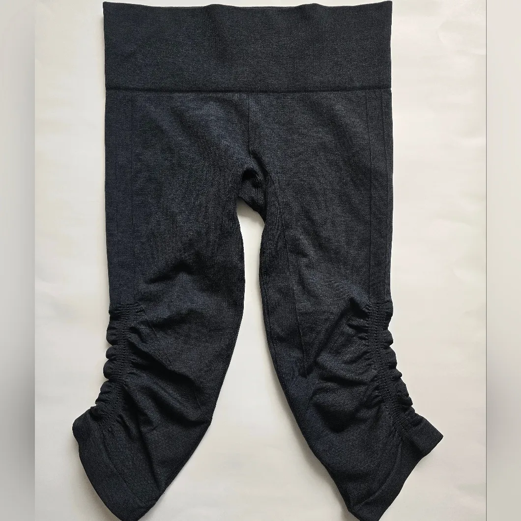 Lululemon Ebb To Street Crop 21"Black - Image 5