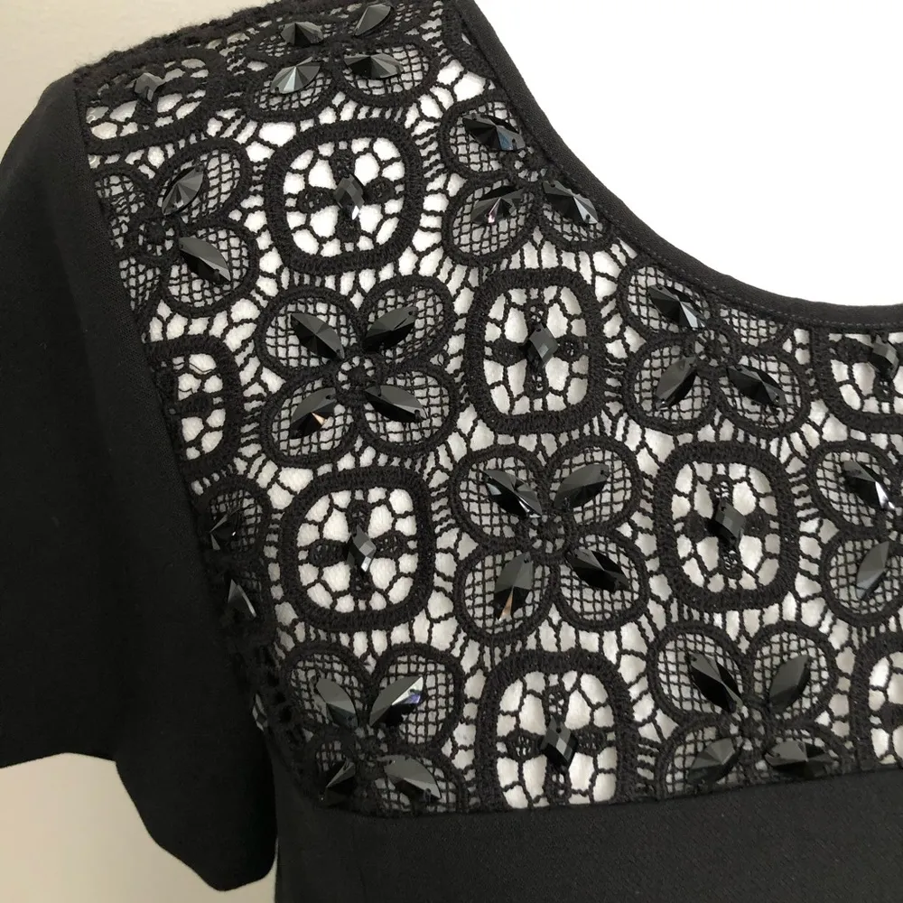 Tahari Dress Shift Crocheted Gem Floral Flower Beaded Lined Party Cocktail Black - Image 4